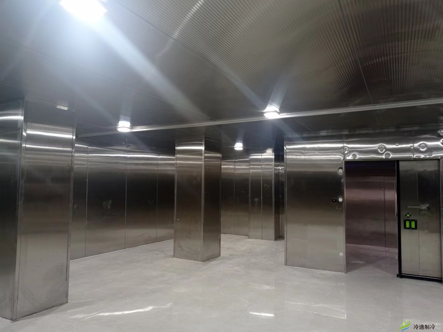 冷庫.jpg 冷庫.jpg