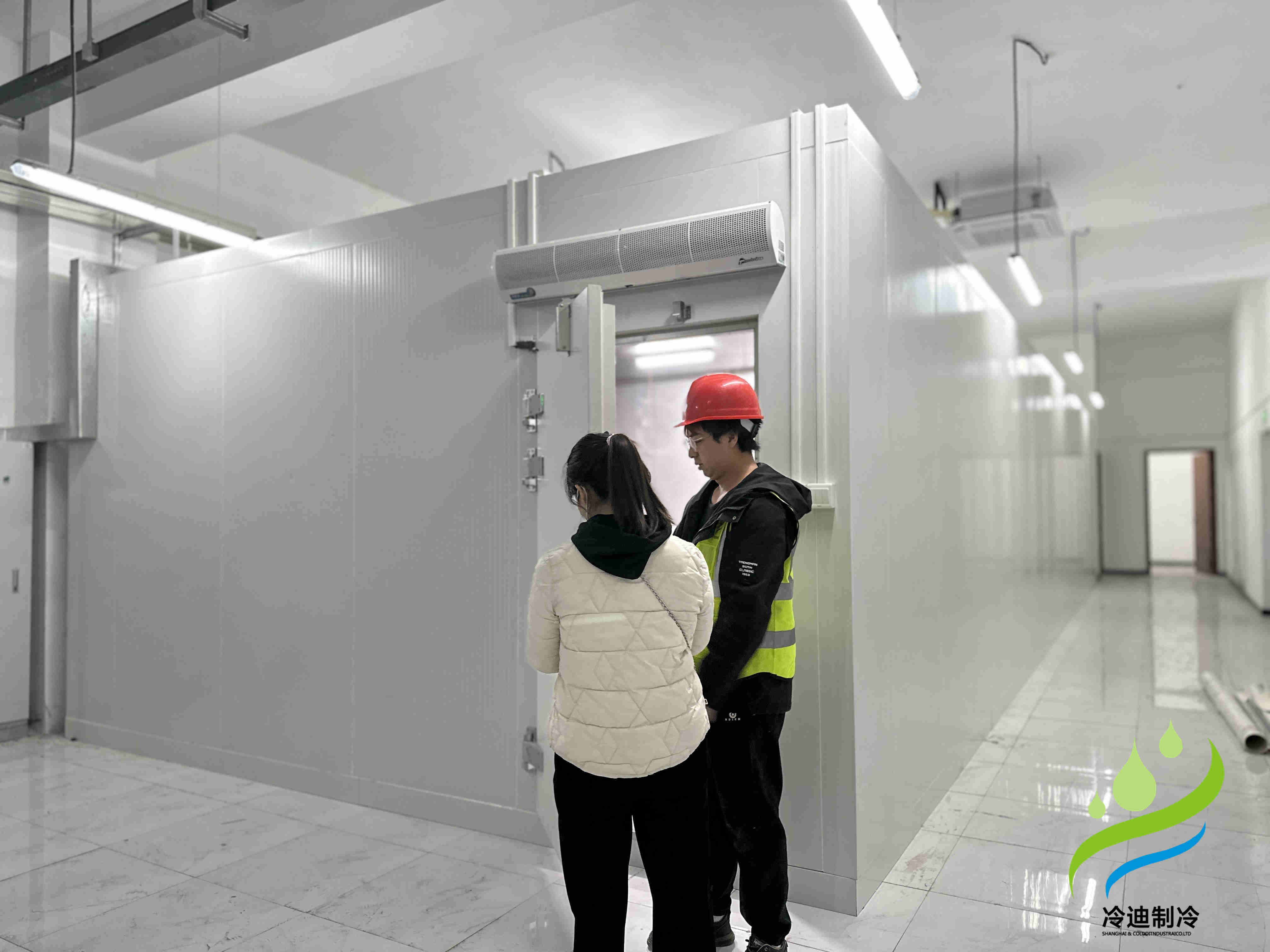 安裝一座標(biāo)準(zhǔn)化智慧醫(yī)藥冷庫(kù)造價(jià)多少錢？